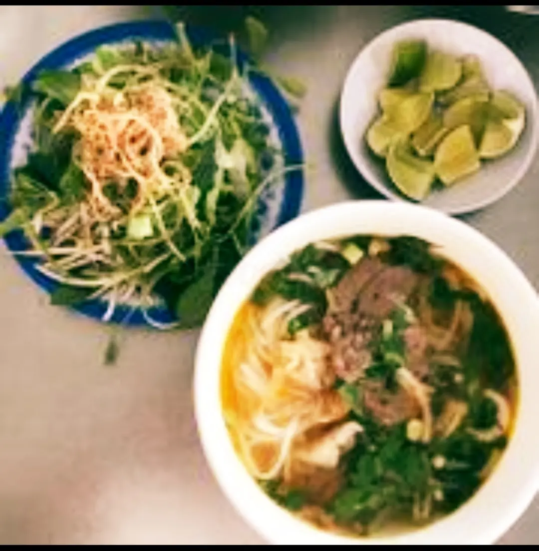 Hình ảnh Bún bò nạm