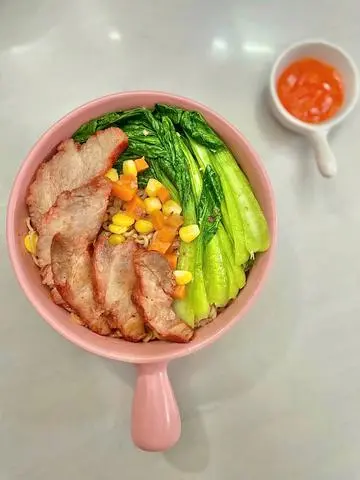 Hình ảnh Mì xá xíu 