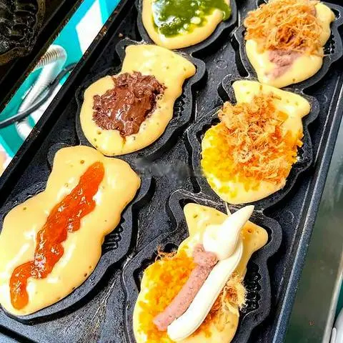 Hình ảnh Bánh cá xúc xích pate chà bông