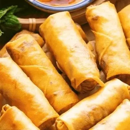 Hình ảnh Xôi Chả Giò Thịt (4 Cây), Chà Bông Heo Sợi Tép Hành + Kèm Tương Hành Phi, Đồ Chua