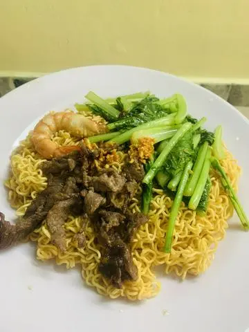 Hình ảnh mì xào bò 
