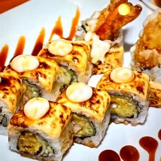Hình ảnh Maki cá hồi tôm phô mai