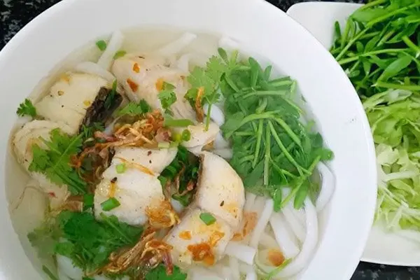 Hình ảnh BÁNH CANH CÁ LÓC LỚN