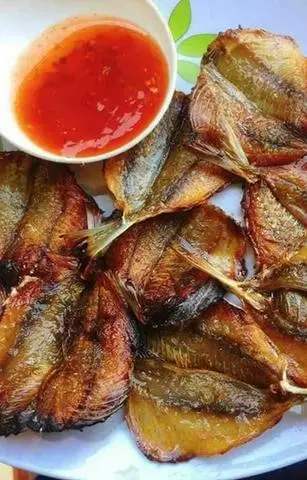 Hình ảnh Cá chỉ Vàng nướng - 6 con