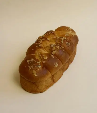 Hình ảnh Bánh mì hoa cúc men tự nhiên - sourdough brioche