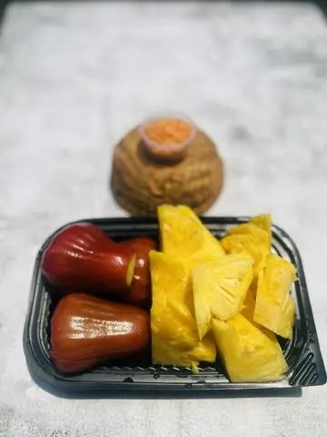 Hình ảnh Mận + Thơm (500g)