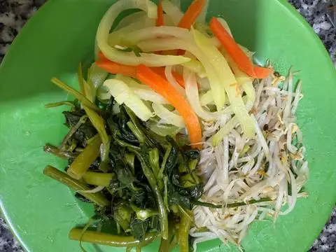 Hình ảnh rau xào thêm 