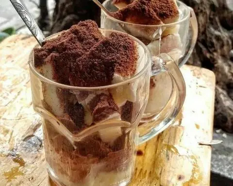 Hình ảnh Sữa chua dầm cacao