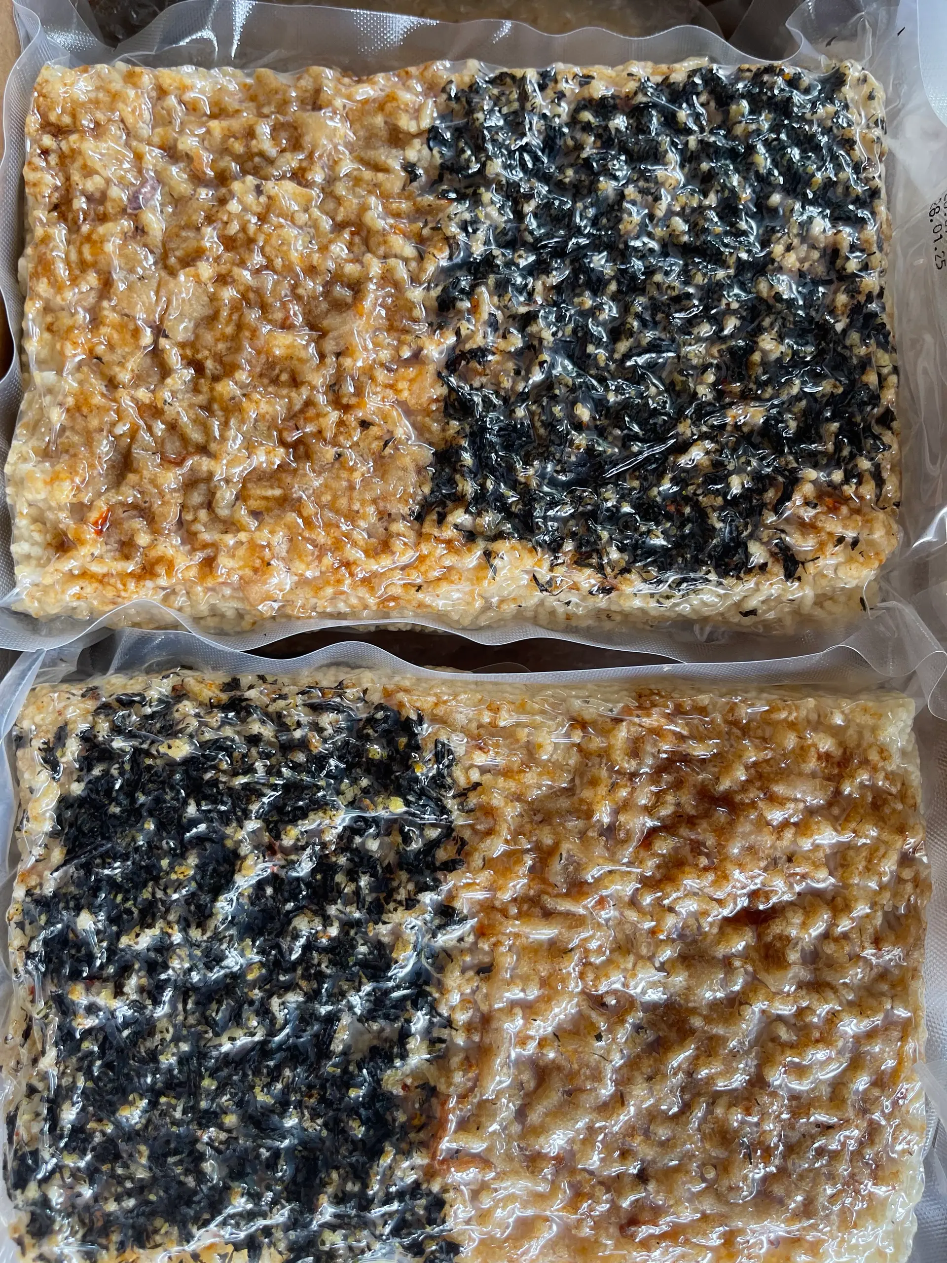 Hình ảnh cơm cháy mix chà bông vs rong biển