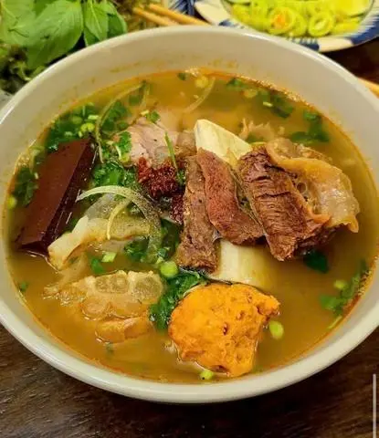 Hình ảnh Bún bò Nam Phương
