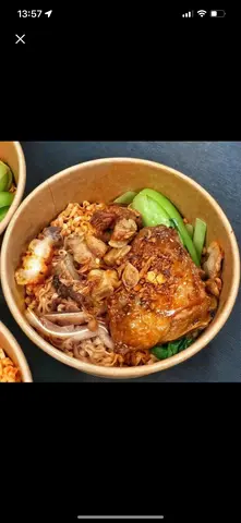 Hình ảnh MÌ TRỘN GÀ SỐT MẮM TỎI 