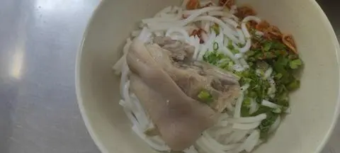 Hình ảnh bánh canh giò heo
