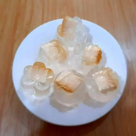 Hình ảnh Rau câu dừa nhân flan lớn - hộp 12 viên