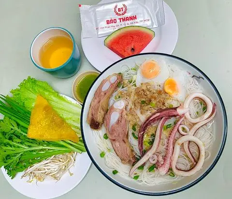 Hình ảnh Hủ Tiếu Sườn + Mực