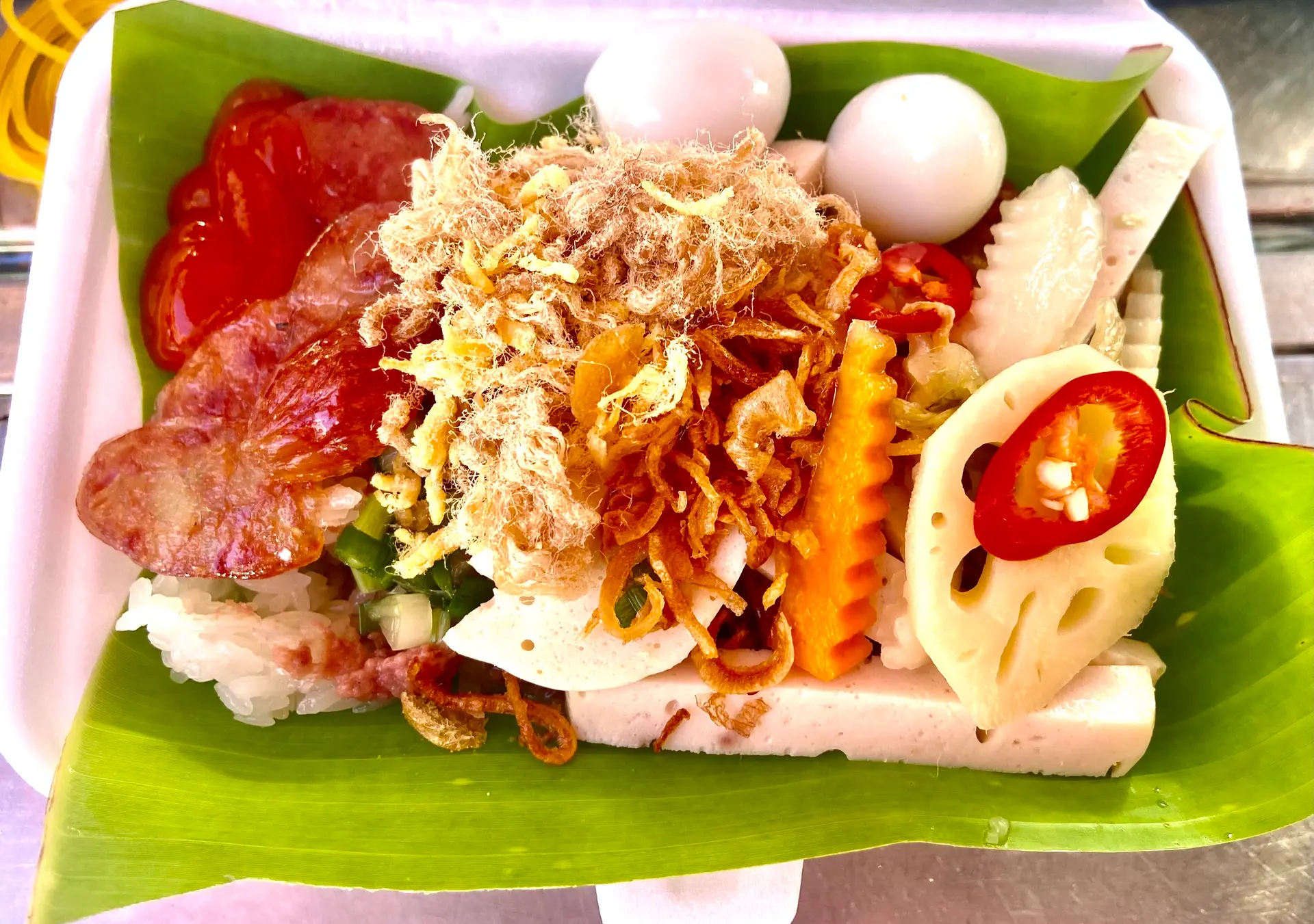 Hình ảnh Xôi mặn thập cẩm hộp lớn 