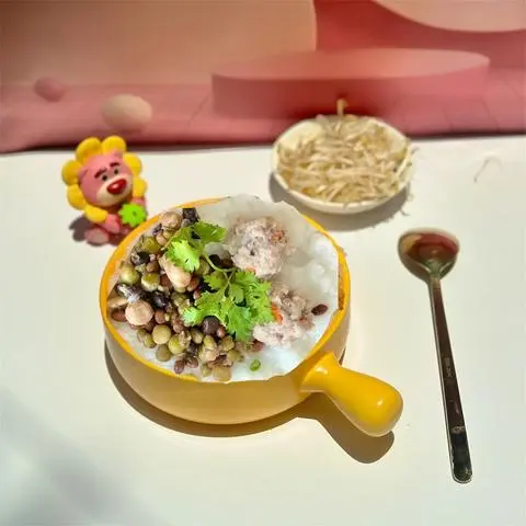 Hình ảnh Cháo Thịt Viên Ngũ Cốc