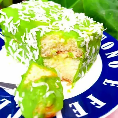 Hình ảnh Bông lan lá dứa Phú Sĩ