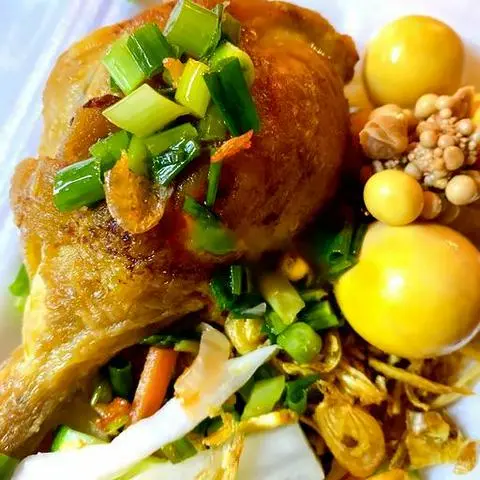 Hình ảnh Xôi đùi gà - trứng non