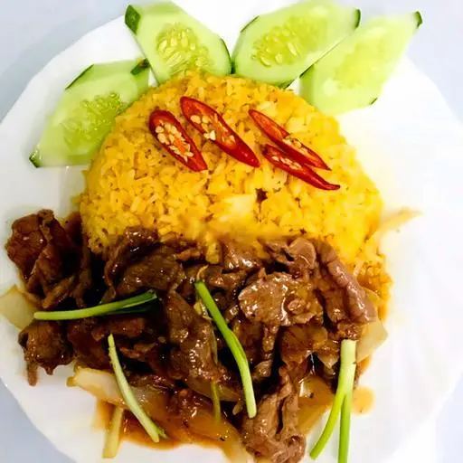 Hình ảnh Cơm bò xào củ hành - có canh