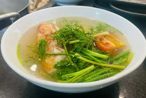 Hình ảnh Cơm canh ngót cá diêu hồng