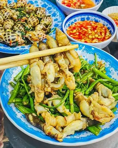 Hình ảnh ốc móng tay xào bơ tỏi 