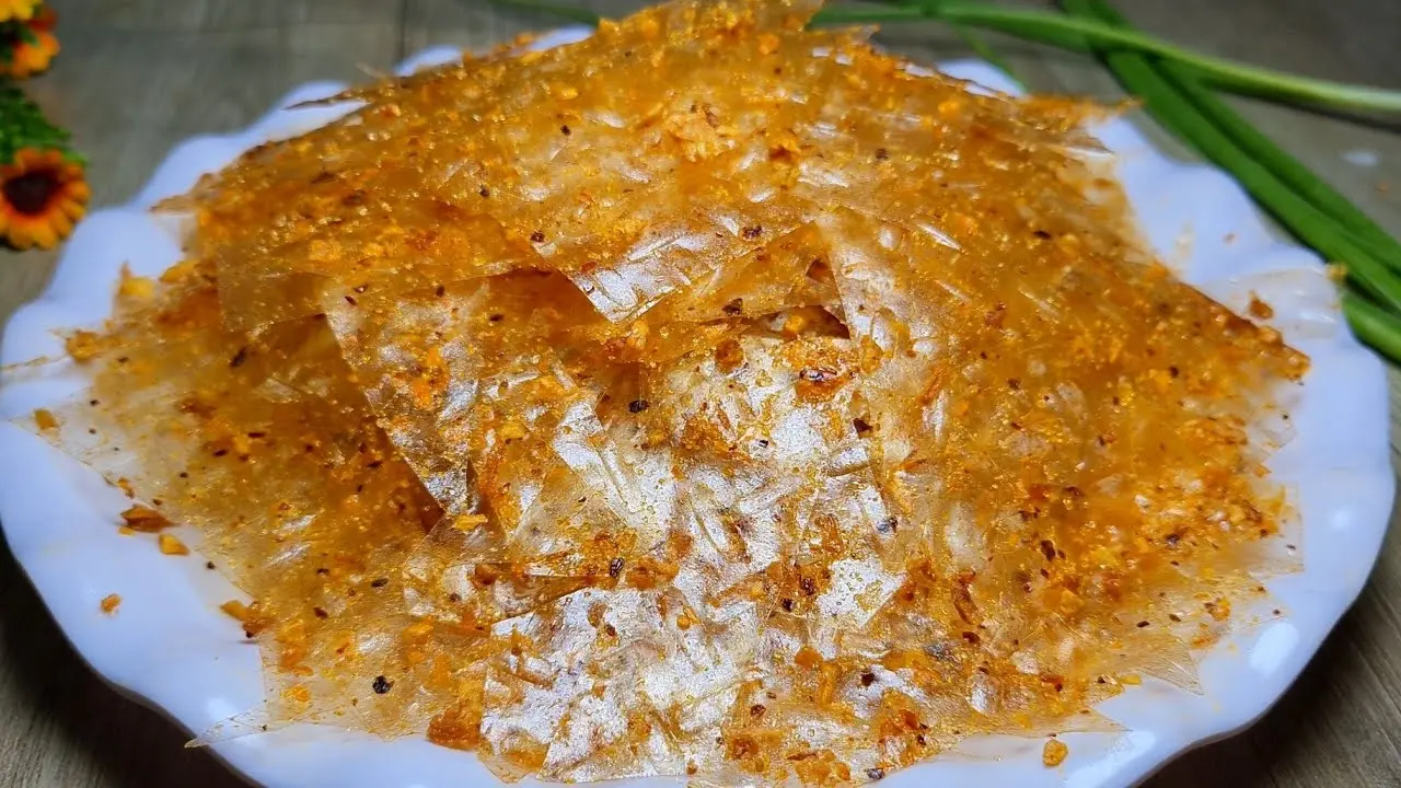 Hình ảnh Bánh tráng sa tế tỏi