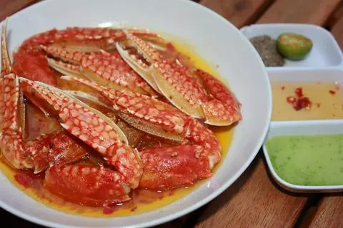 Hình ảnh Càng Ghẹ Bơ Tỏi 