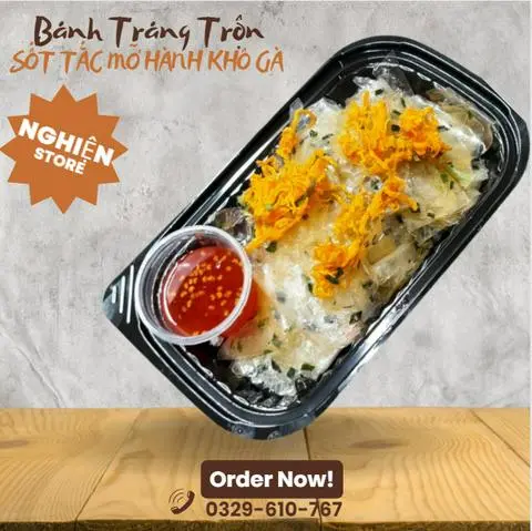Hình ảnh Bánh Tráng Trộn Mỡ Hành Khô Gà