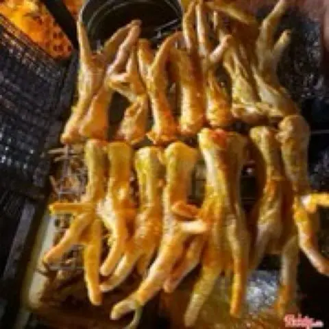 Hình ảnh Chân gà nướng có đôi có cặp (2 cặp)