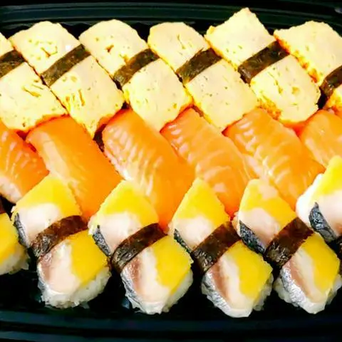 Hình ảnh Combo sushi 6 H6