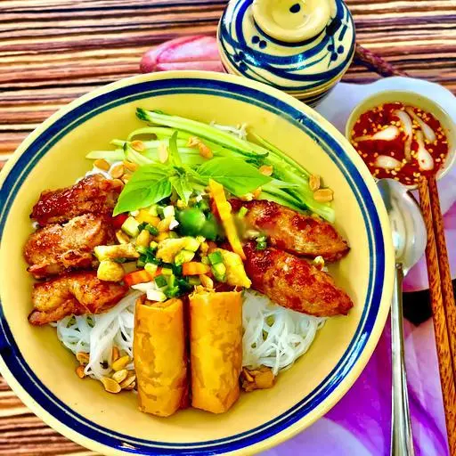 Hình ảnh Tô đầy đủ