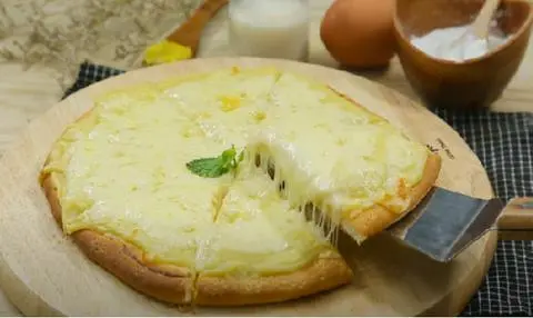 Hình ảnh Pizza sầu riêng size M 