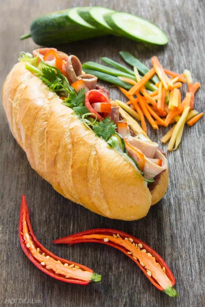 Hình ảnh Bánh mì thập cẩm