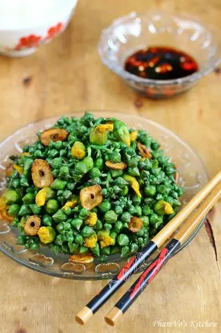 Hình ảnh bông mướp xào tỏi 