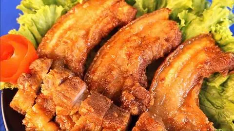 Hình ảnh Cơm ba rọi  chiên nước  mắm + canh