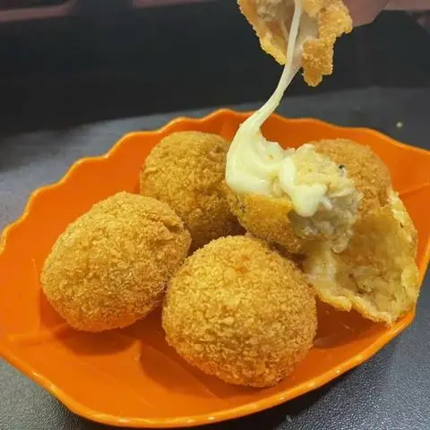 Hình ảnh Bánh Gà Phô Mai - 2 viên