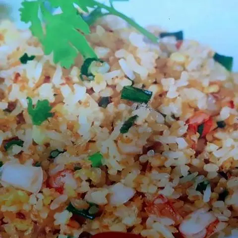 Hình ảnh 2 Cơm Chiên Hải Sản +2trứng Ốp La±canh rong bien thit bam