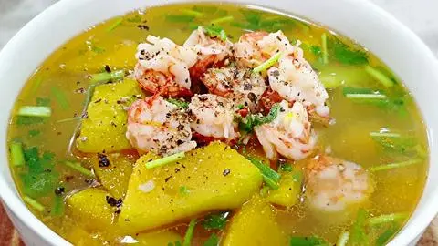 Hình ảnh Canh bí đỏ tôm bằm
