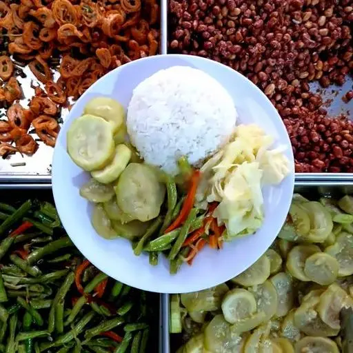 Hình ảnh Cơm Chay Rau Xào Thập Cẩm