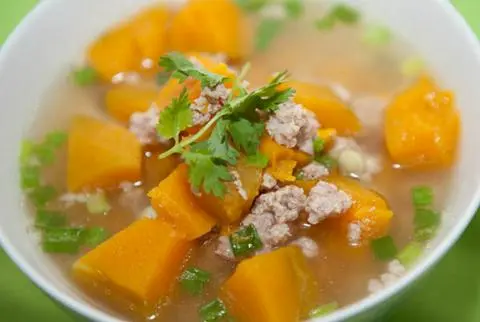 Hình ảnh Canh bí đỏ thịt băm