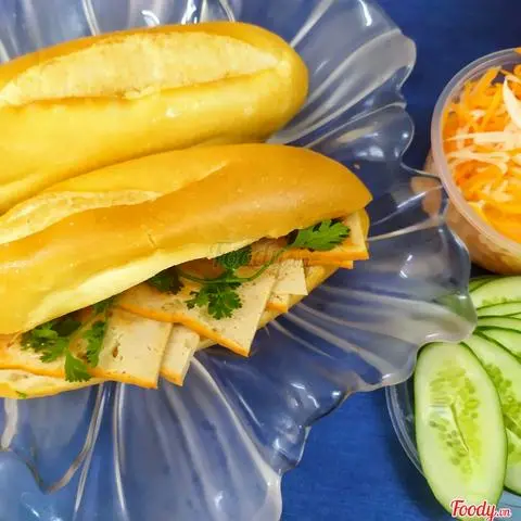 Hình ảnh Bánh Mì Chả Nóng