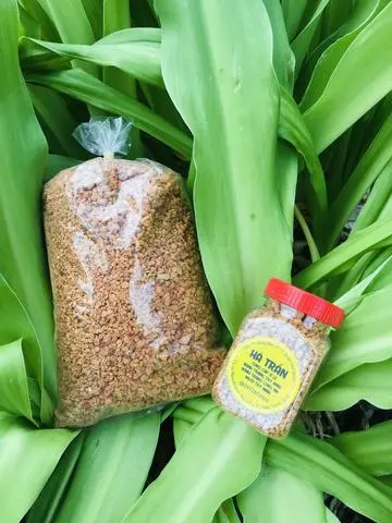 Hình ảnh Muối Tôm Ít cay hũ 100g