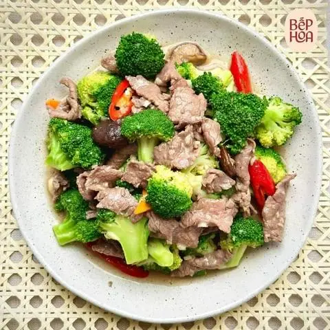 Hình ảnh bong cải xào thịt 