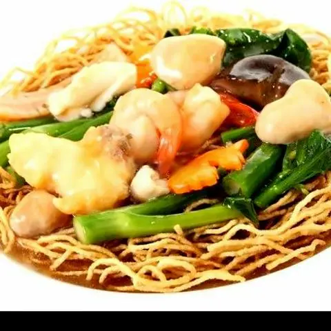Hình ảnh Mì xào giòn hải sản