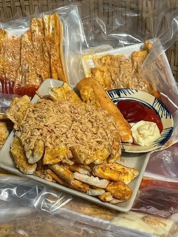 Hình ảnh Bánh Mì Nướng Muối Ớt Chà Bông 280g