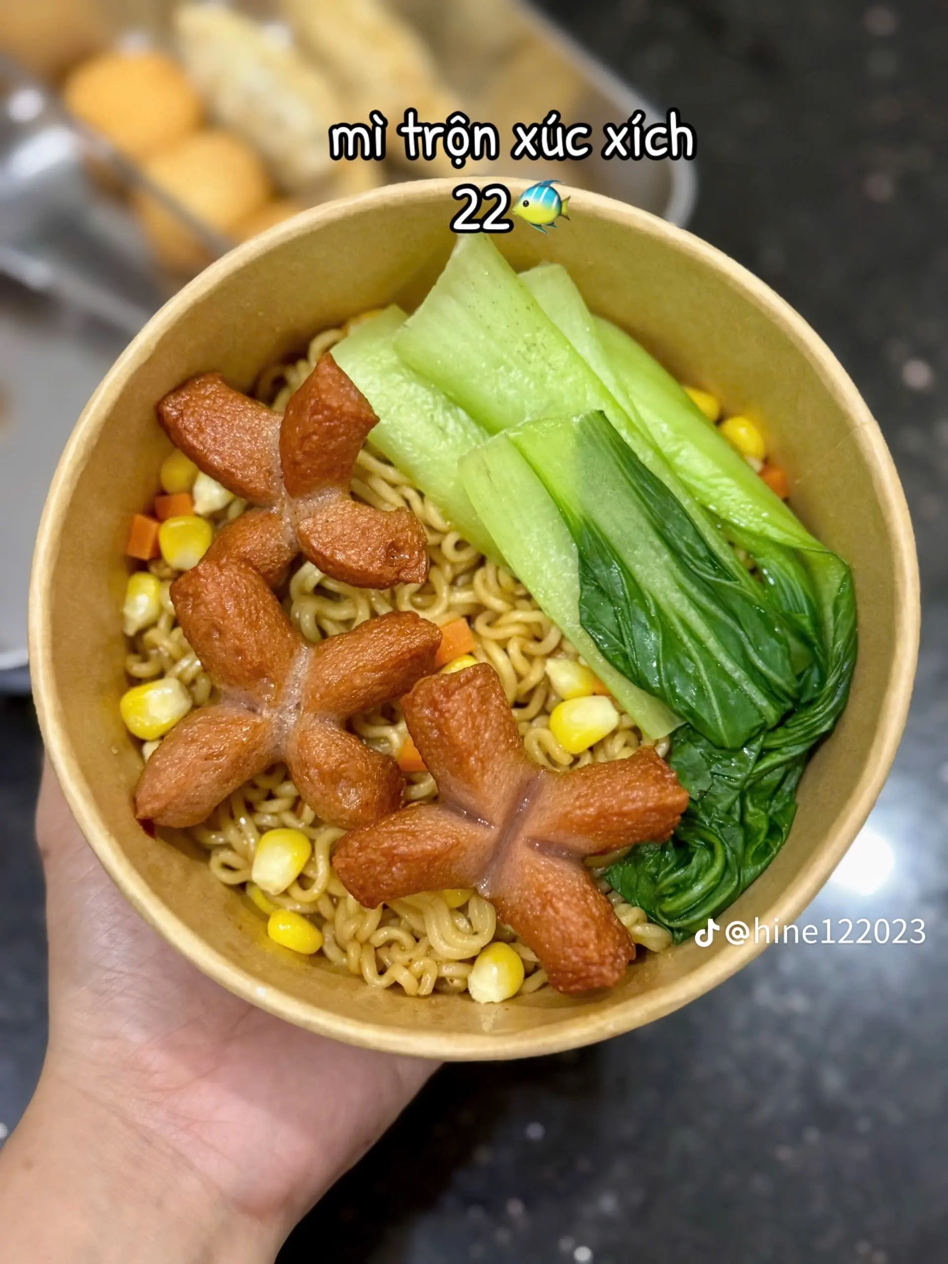 Hình ảnh Mì Trộn Xúc Xích 