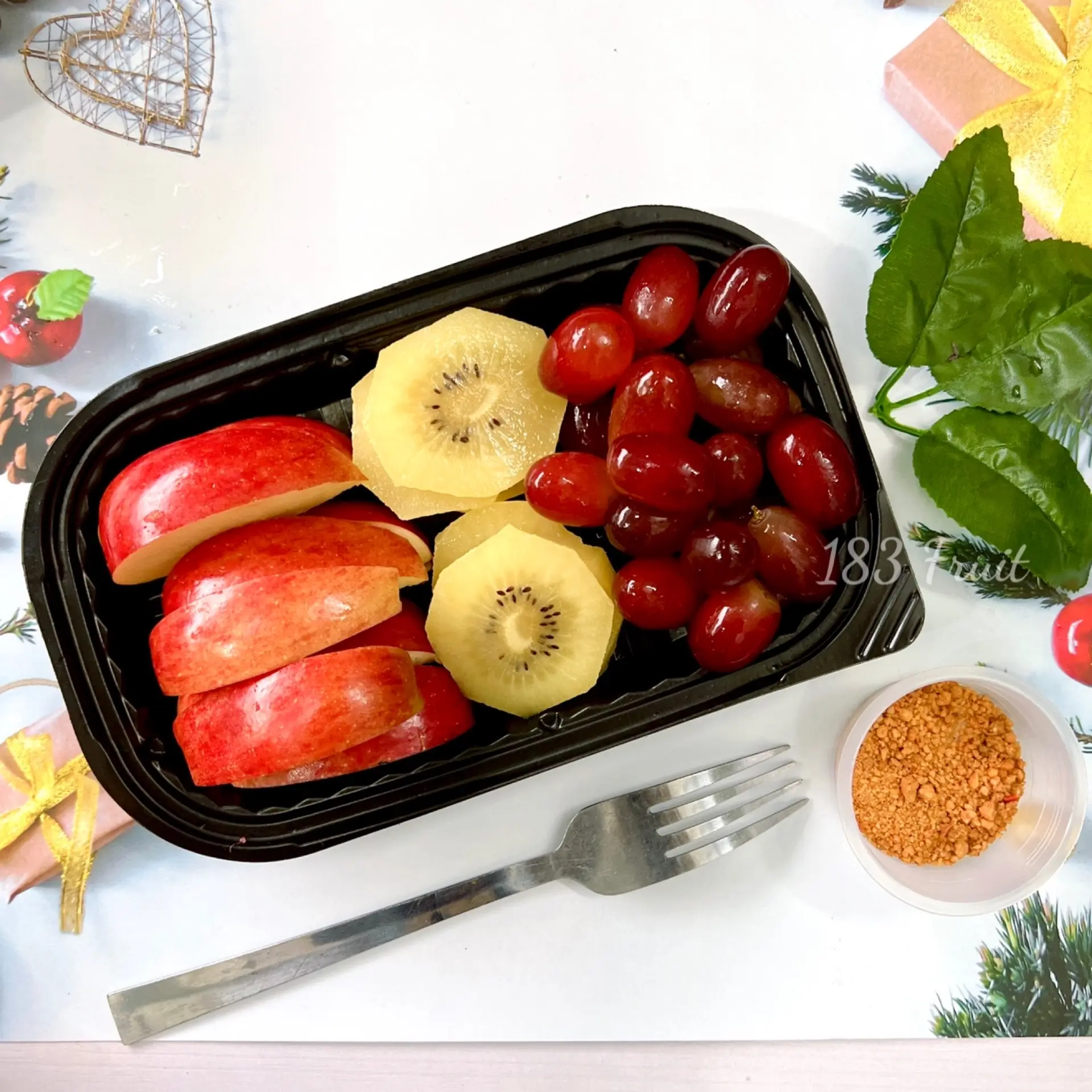 Hình ảnh Kiwi - Táo - Nho đỏ