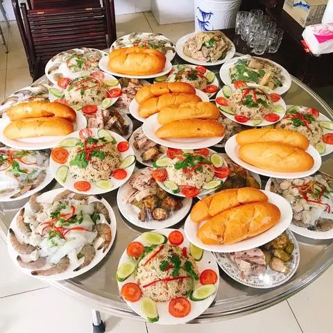 Hình ảnh Nhận Đặt Tiệc - Combo 5 Món / Bàn