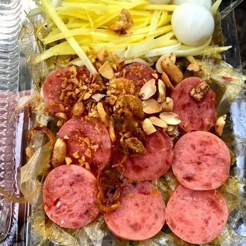 Hình ảnh Bánh tráng trộn nem chua