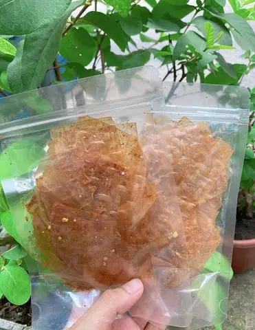 Hình ảnh Bánh tráng muối tỏi